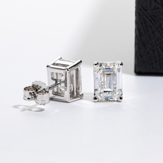 Brinco Solitário 2 quilates par Emerald Cut