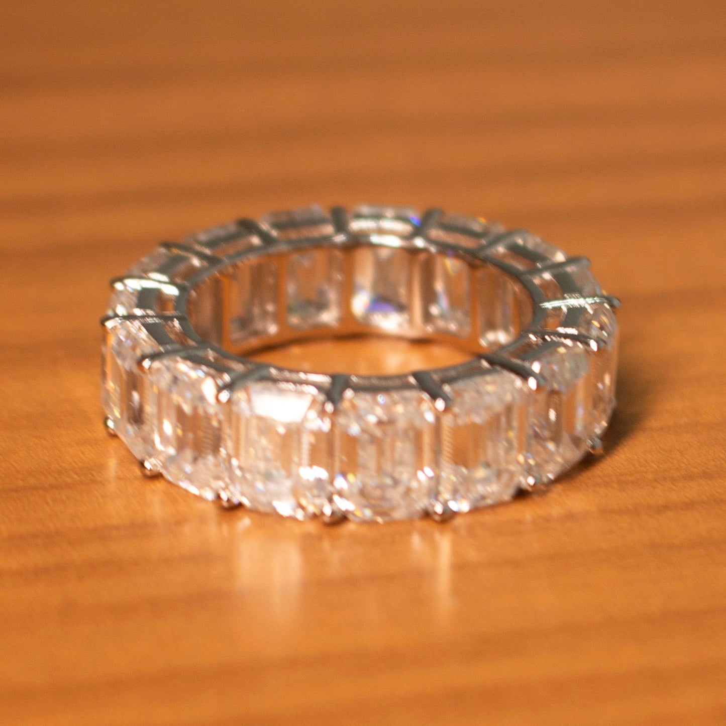 Aliança Emerald Cut de 1 quilate cada moissanite