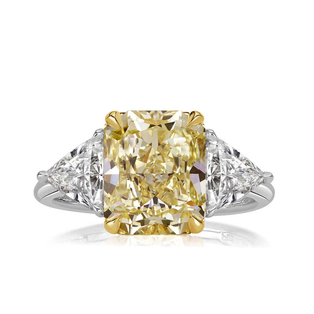 Anel Neide Fancy Yellow em prata 925