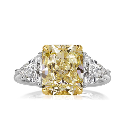 Anel Neide Fancy Yellow em prata 925