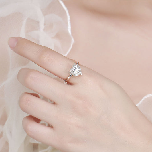 Anel Solitário Coração 4 Quilates