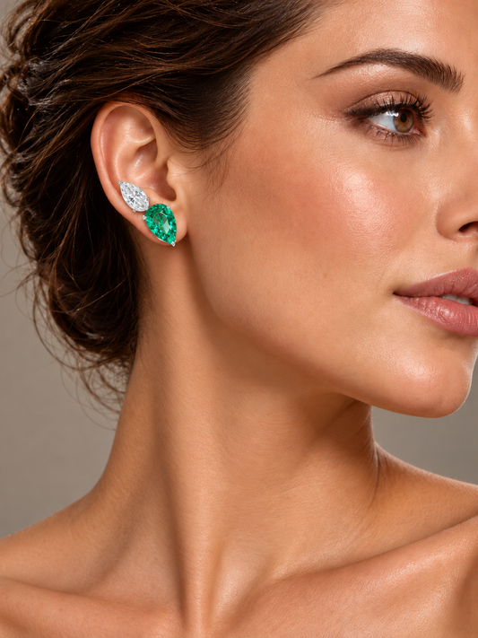 Brinco Heleonora Moissanite e Esmeralda Lab