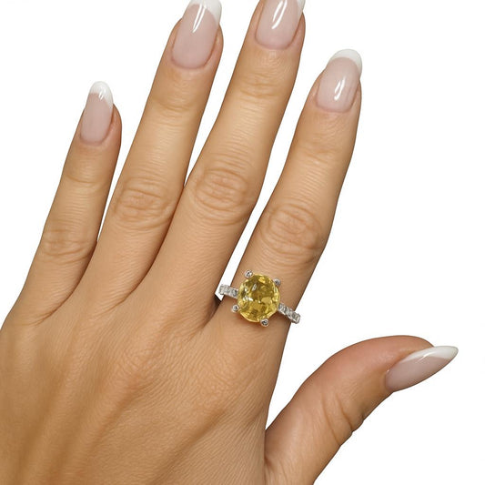 Anel Lídia, solitário emerald cut fancy yellow de 5 quilates