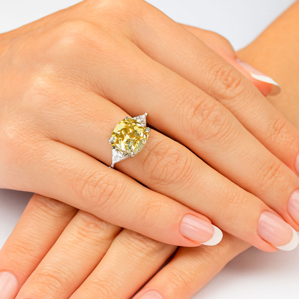 Anel Fancy Yellow Quadrado